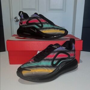 Nike Air Max 270 GS “Black Neon Streaks” Women’s Size 7.5